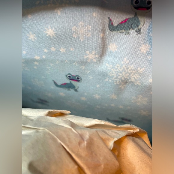 Disney x Loungefly Frozen’s Elsa & Bruni Backpack - Picture 7 of 8